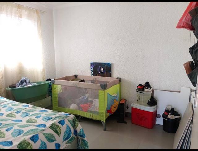 2 BEDROOM HOUSE FOR SALE IN BEVERLY HILLS